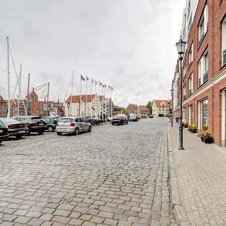 公寓 Old Town Szafarnia & By Renters 格但斯克