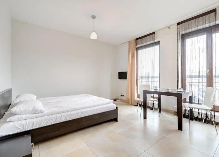 Old Town Szafarnia & By Renters Apartament